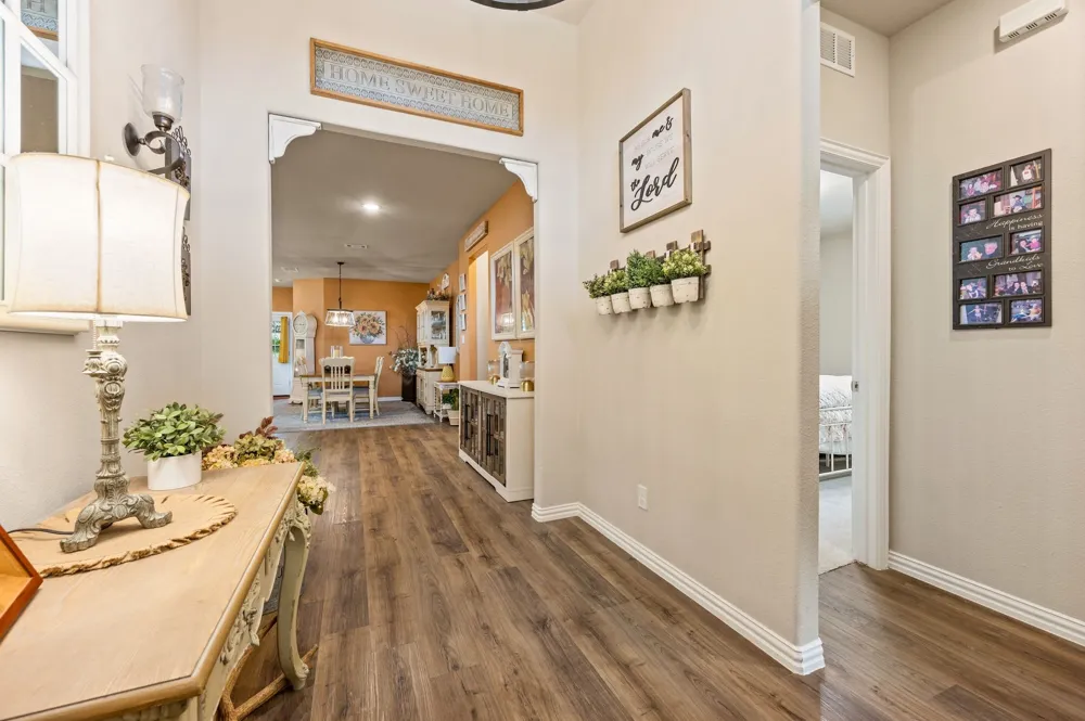 792 Feather Edge Drive Springtown, TX 76082