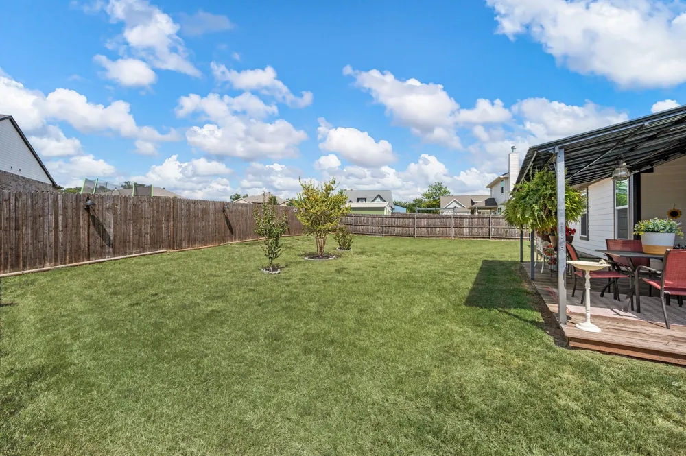 792 Feather Edge Drive Springtown, TX 76082