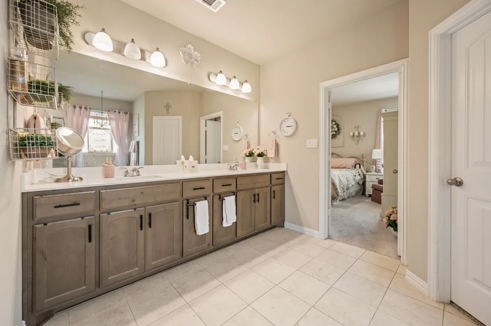 792 Feather Edge Drive Springtown, TX 76082