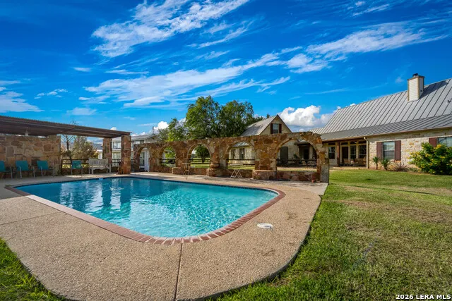 14361 LA VERNIA RD San Antonio, TX 78152