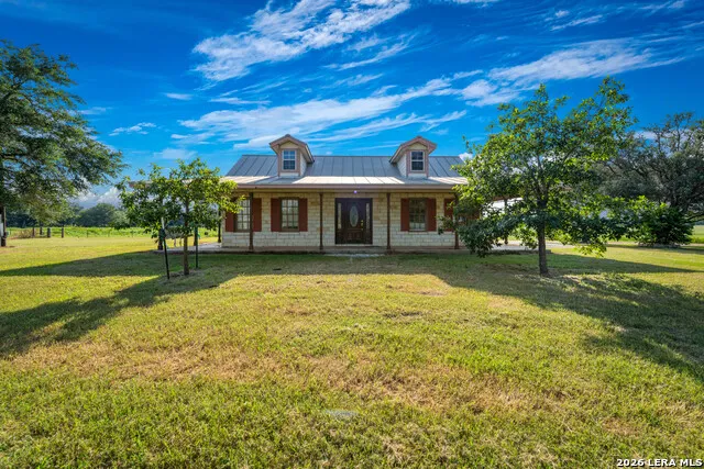 14361 LA VERNIA RD San Antonio, TX 78152