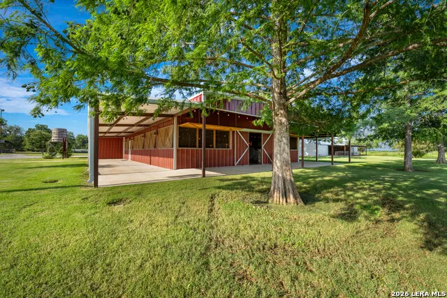 14361 LA VERNIA RD San Antonio, TX 78152