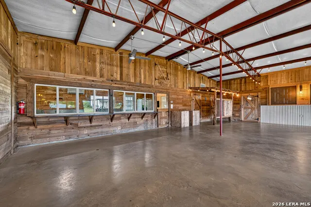 14361 LA VERNIA RD San Antonio, TX 78152
