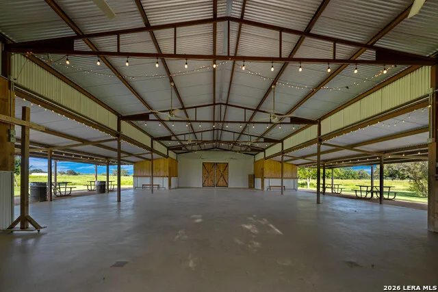 14361 LA VERNIA RD San Antonio, TX 78152