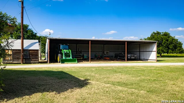 14361 LA VERNIA RD San Antonio, TX 78152