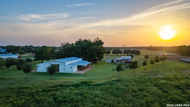 14361 LA VERNIA RD San Antonio, TX 78152