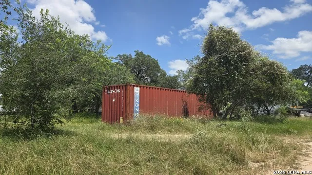 289 ZIGMOND RD Poteet, TX 78065