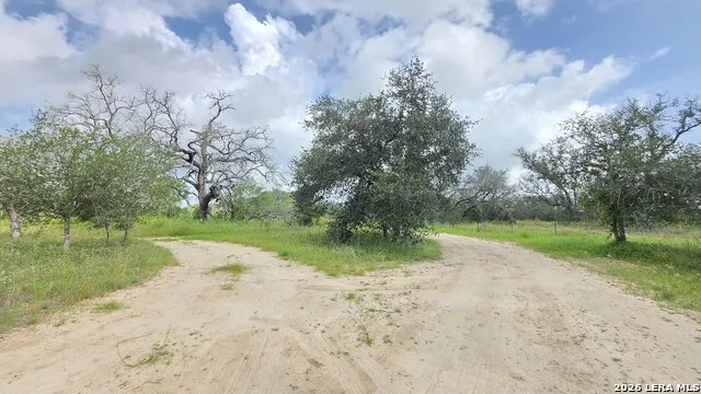 289 ZIGMOND RD Poteet, TX 78065