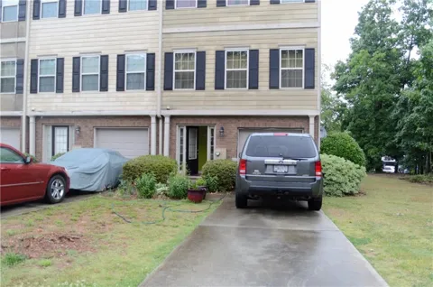 1473 Knights Trail