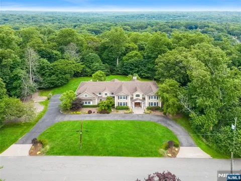 68 Eagle Rim Road
