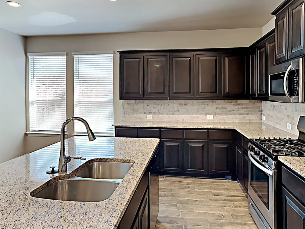 2606 Lavender Lane Glenn Heights, TX 75154