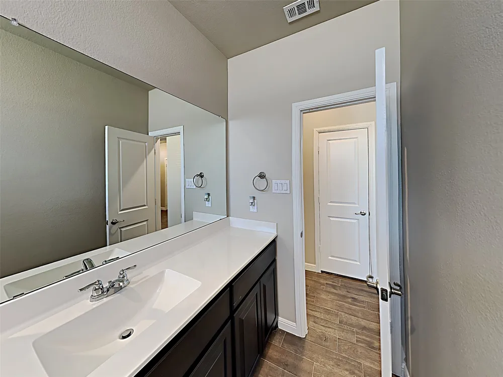 2606 Lavender Lane Glenn Heights, TX 75154