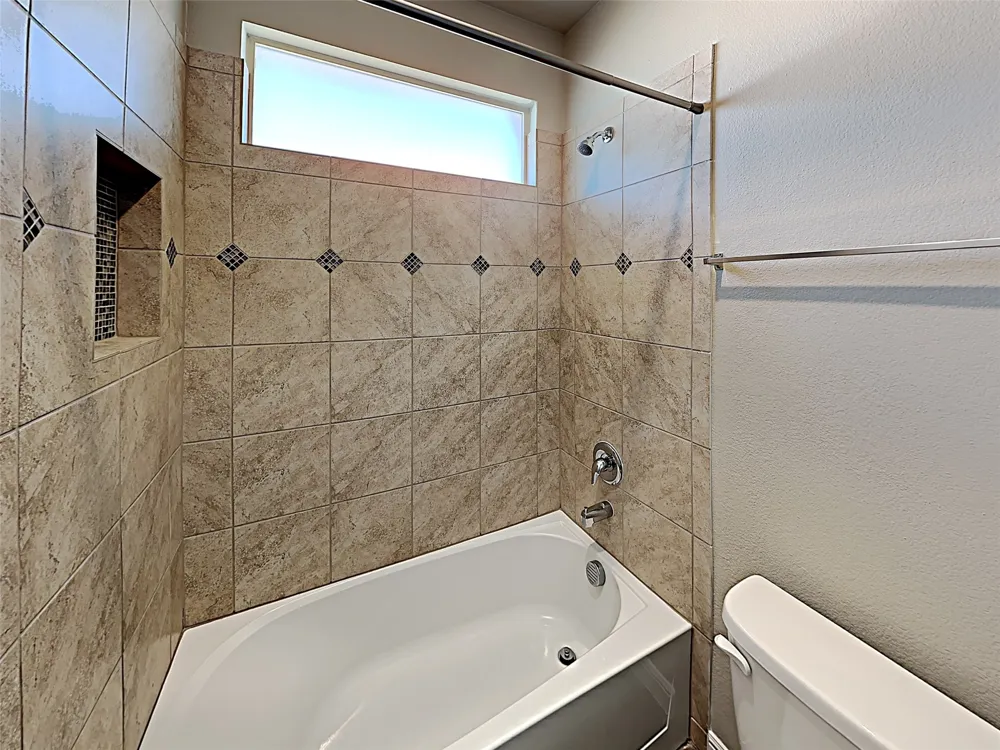 2606 Lavender Lane Glenn Heights, TX 75154