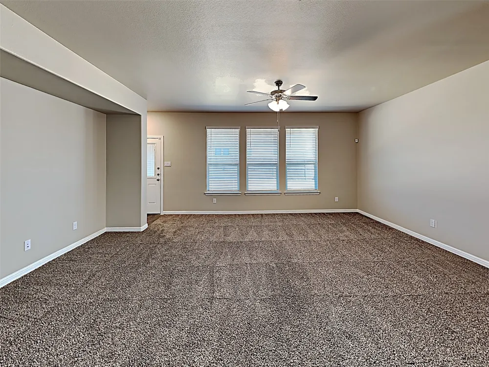 2606 Lavender Lane Glenn Heights, TX 75154