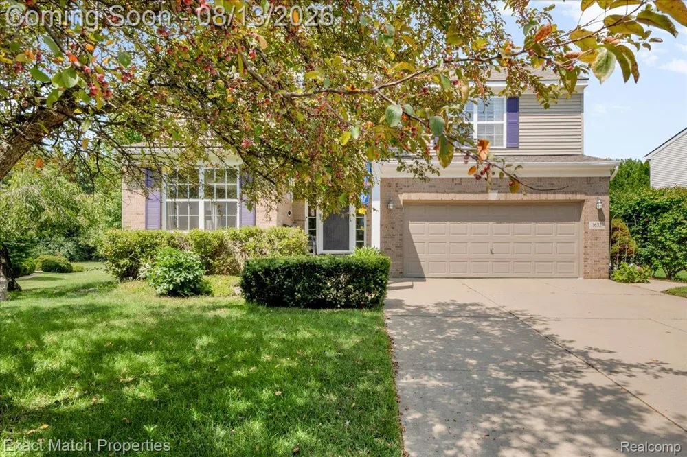 1633 Four Seasons Drive Hartland Township, MI 48843