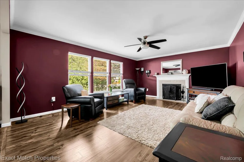 1633 Four Seasons Drive Hartland Township, MI 48843