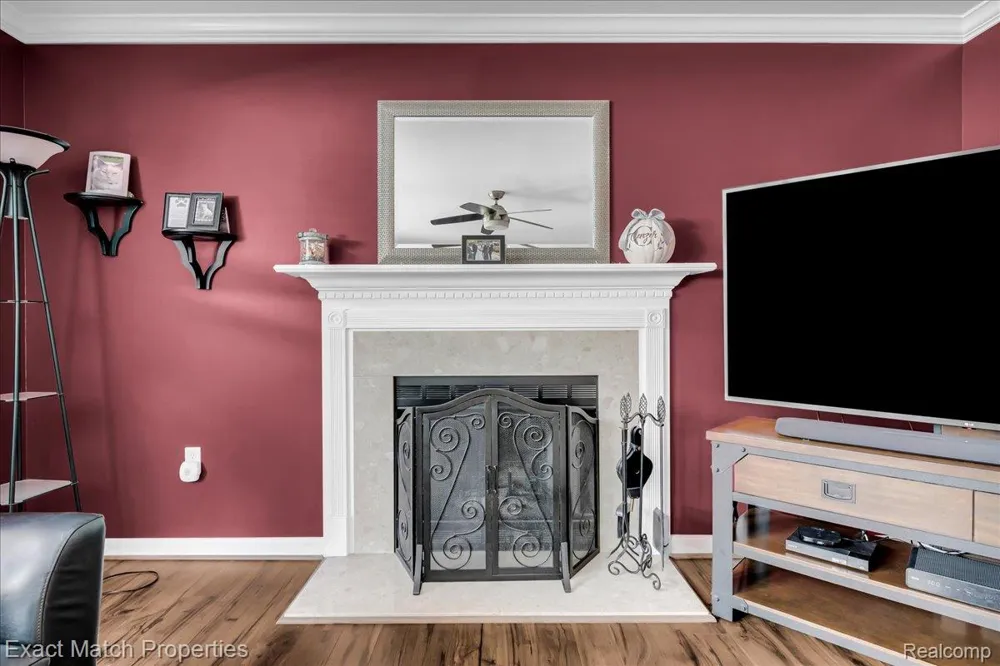 1633 Four Seasons Drive Hartland Township, MI 48843
