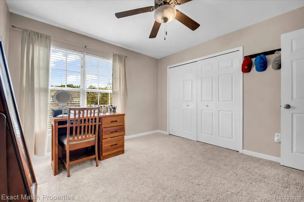 1633 Four Seasons Drive Hartland Township, MI 48843
