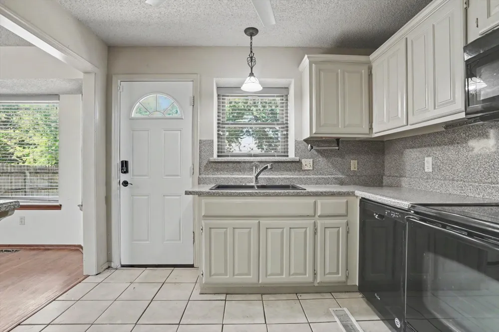 8710 S 88th East Avenue Tulsa, OK 74133