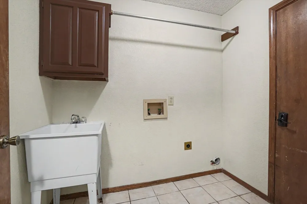 8710 S 88th East Avenue Tulsa, OK 74133