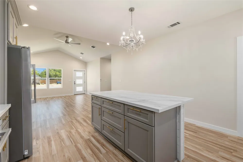 1613 2nd Street Brownwood, TX 76801