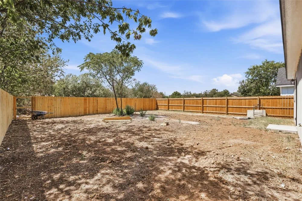 1613 2nd Street Brownwood, TX 76801