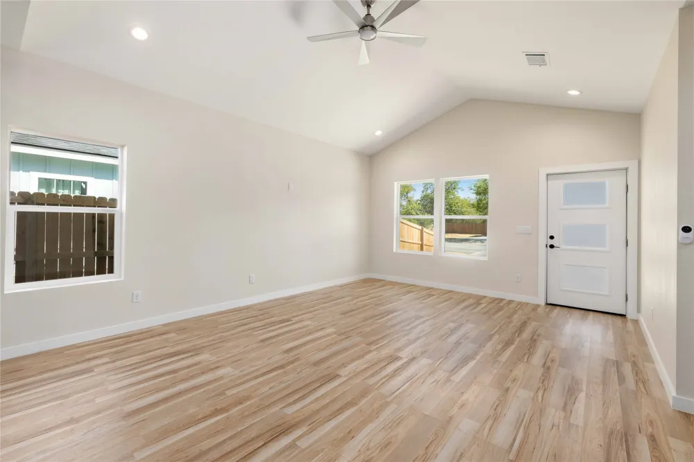 1613 2nd Street Brownwood, TX 76801