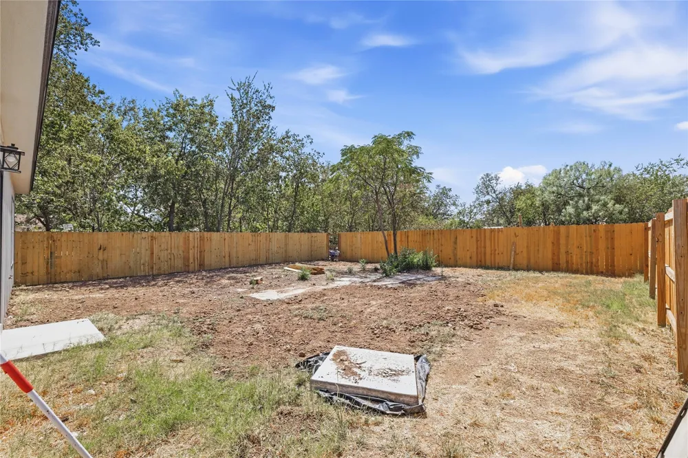 1613 2nd Street Brownwood, TX 76801