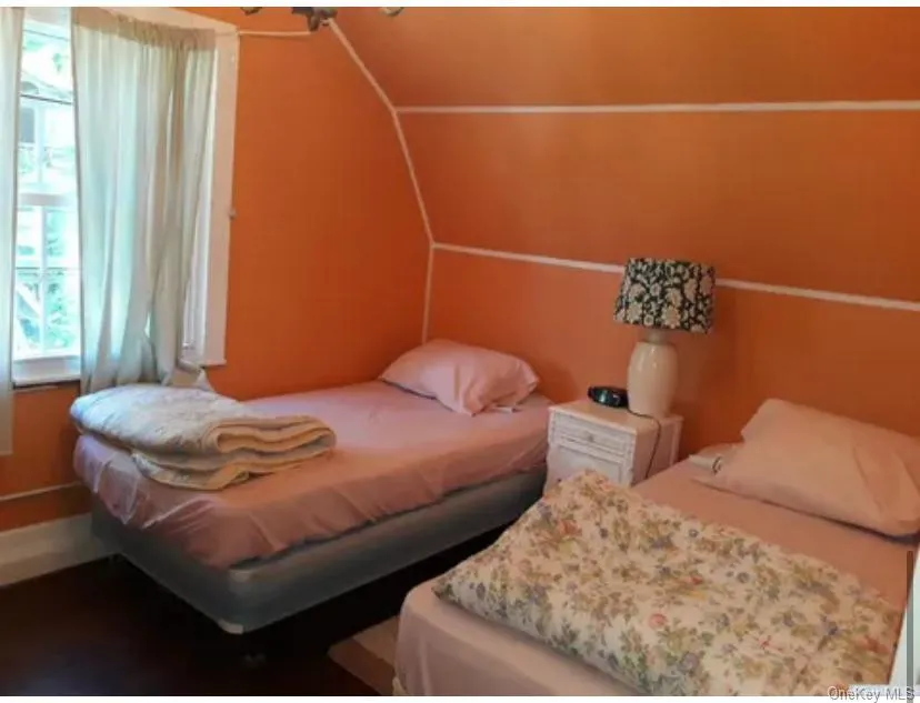 10 Spring Street Tannersville, NY 12485