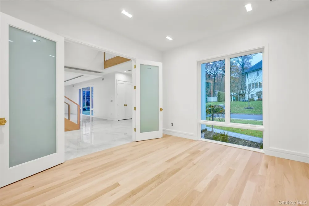 17 Wallenberg Circle Monsey, NY 10952