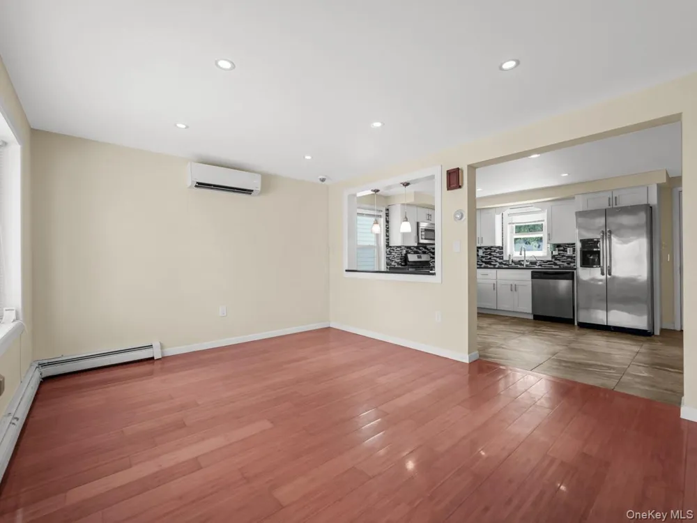 60 E Pine Street Long Beach, NY 11561