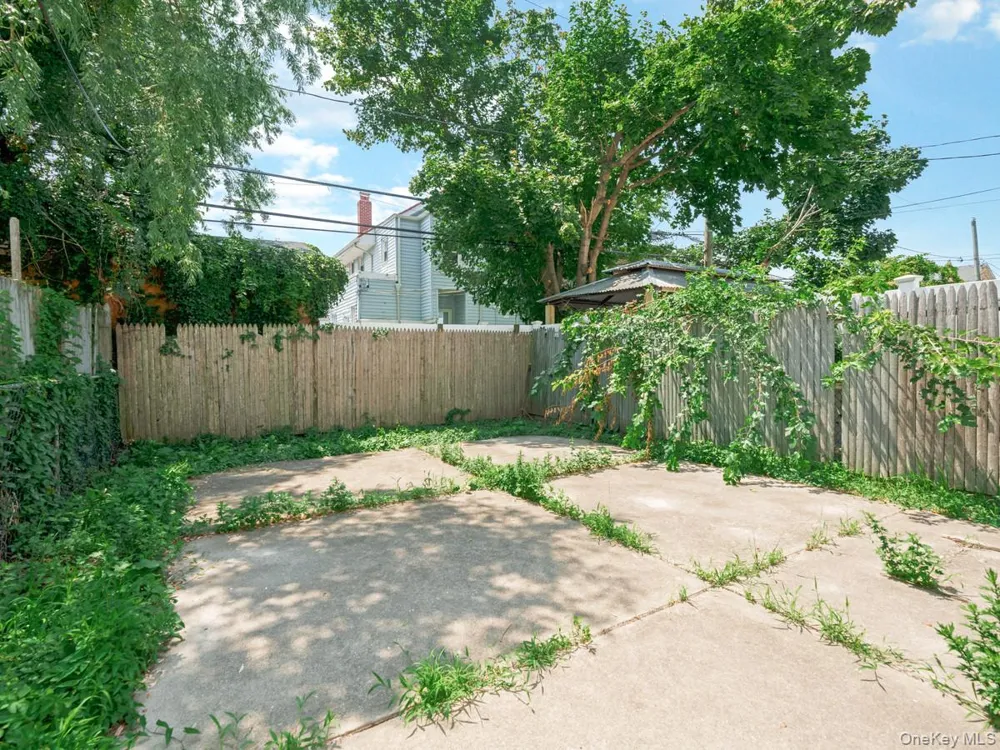 60 E Pine Street Long Beach, NY 11561