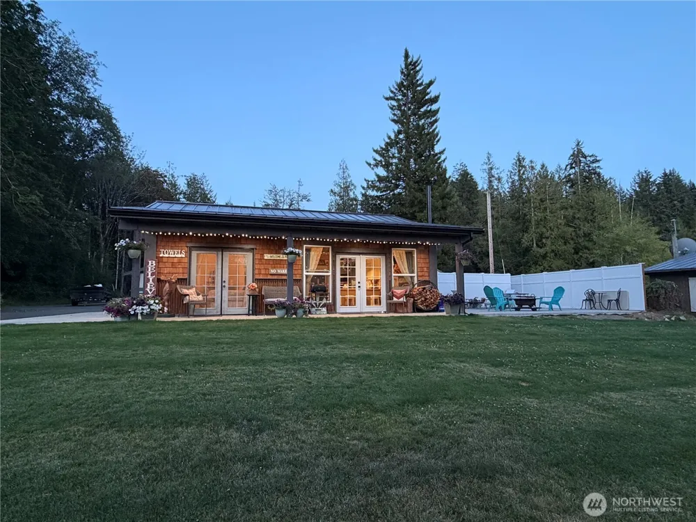 3420 Mission Road W Bremerton, WA 98312