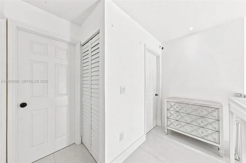 15872 NW 21st St Pembroke Pines, FL 33028