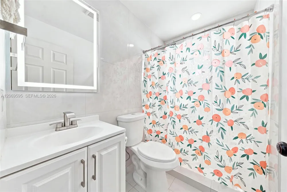 15872 NW 21st St Pembroke Pines, FL 33028