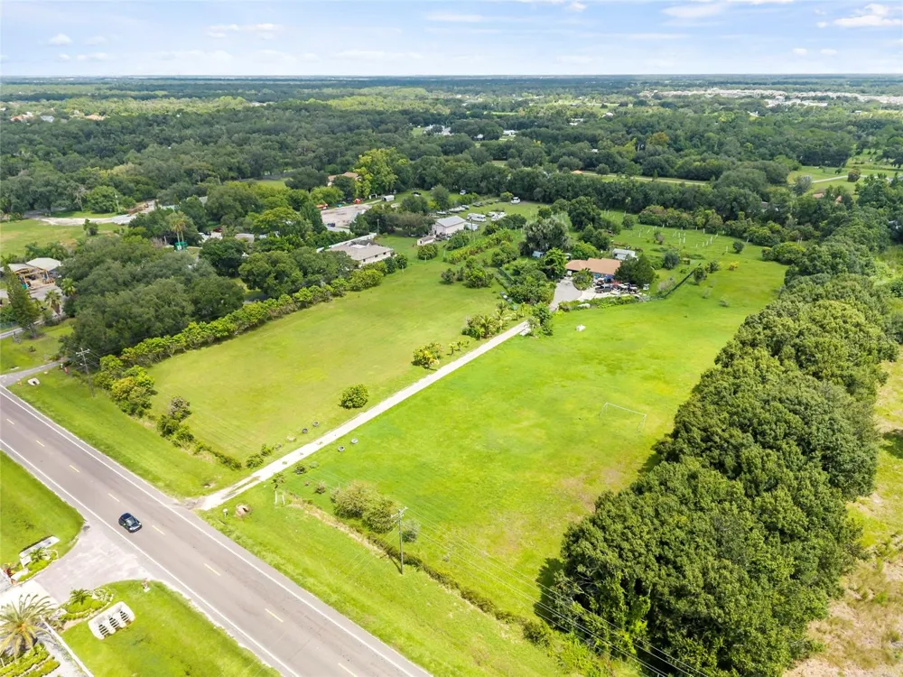 16305 E STATE ROAD 64 Bradenton, FL 34212
