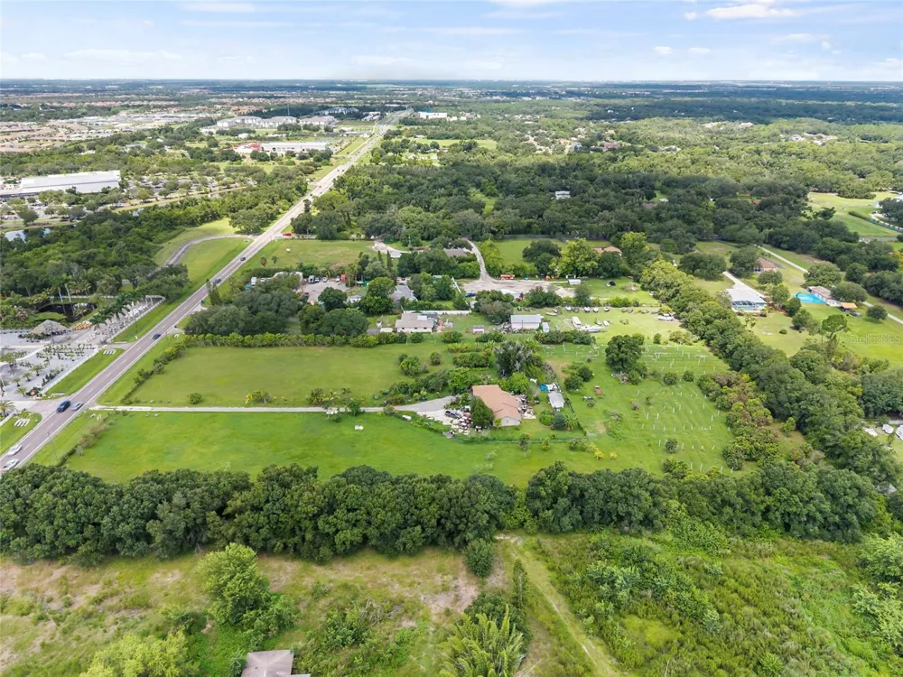 16305 E STATE ROAD 64 Bradenton, FL 34212