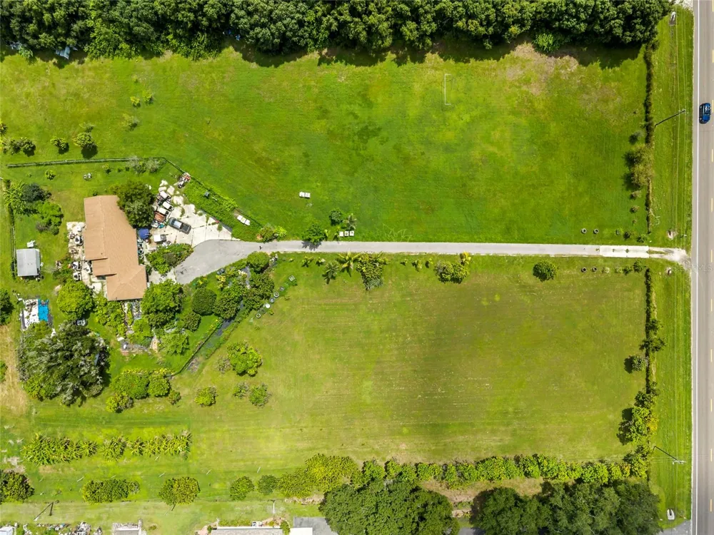 16305 E STATE ROAD 64 Bradenton, FL 34212