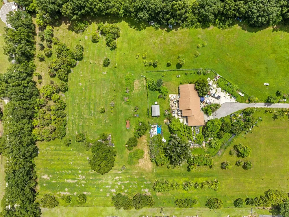 16305 E STATE ROAD 64 Bradenton, FL 34212