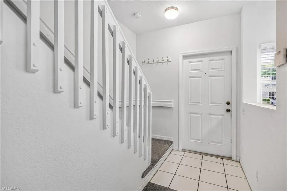 8073 Pacific Beach Drive Fort Myers, FL 33966