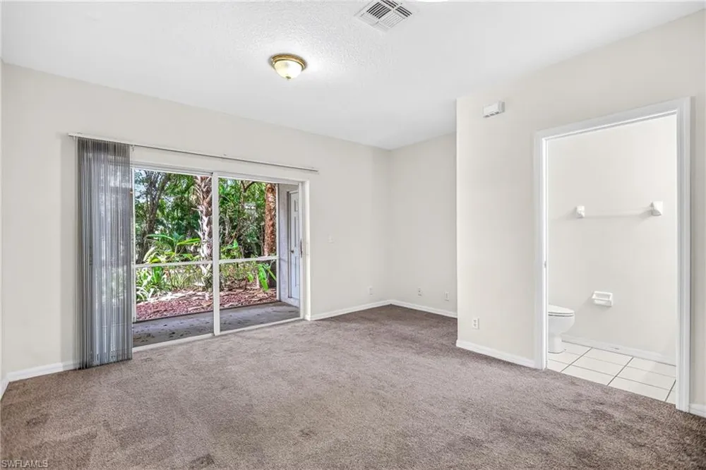 8073 Pacific Beach Drive Fort Myers, FL 33966