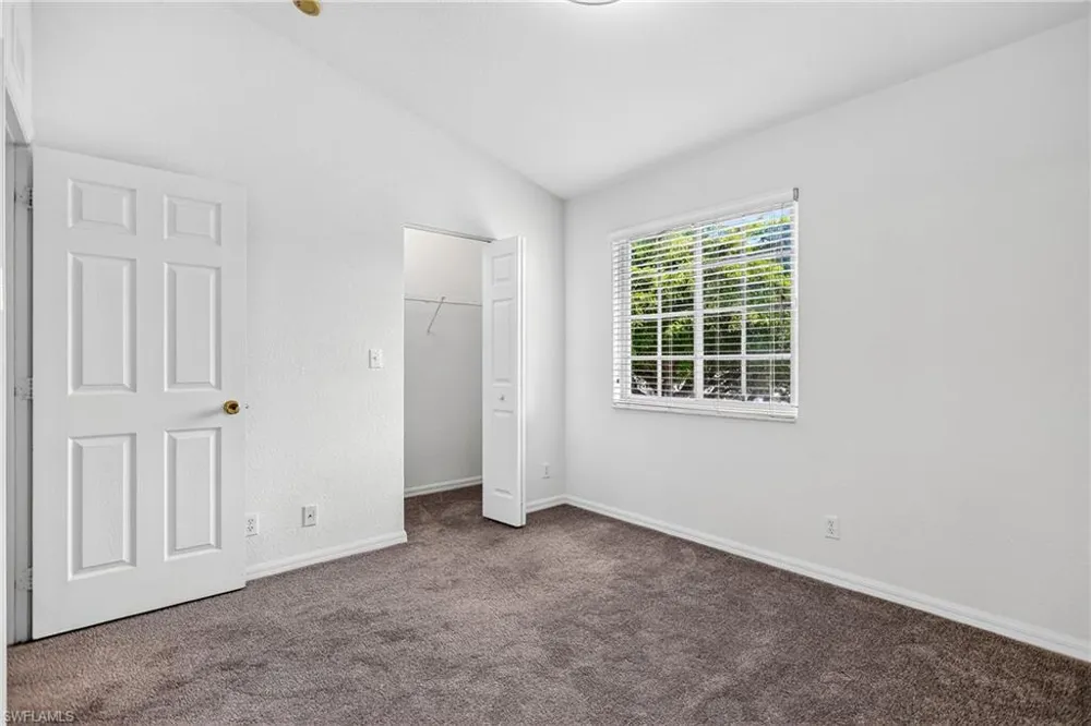 8073 Pacific Beach Drive Fort Myers, FL 33966