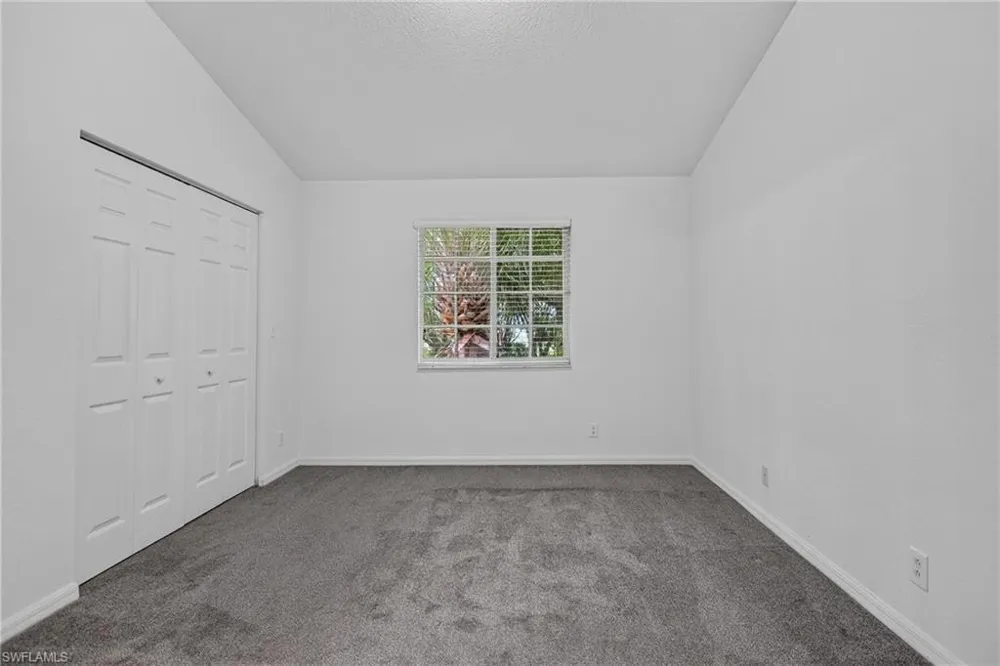 8073 Pacific Beach Drive Fort Myers, FL 33966