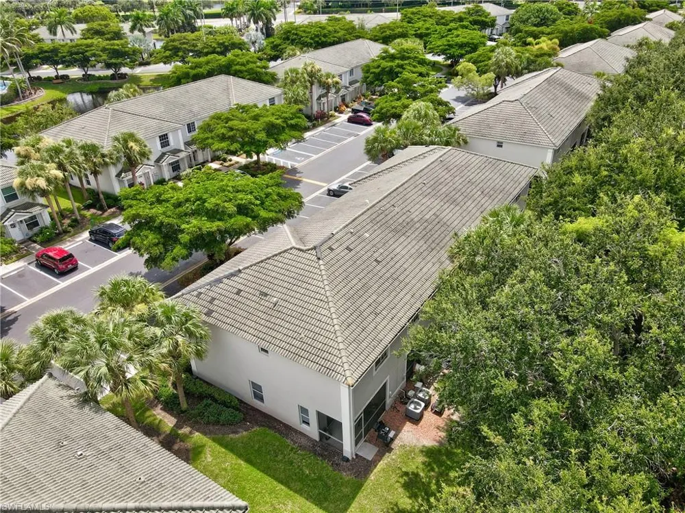 8073 Pacific Beach Drive Fort Myers, FL 33966
