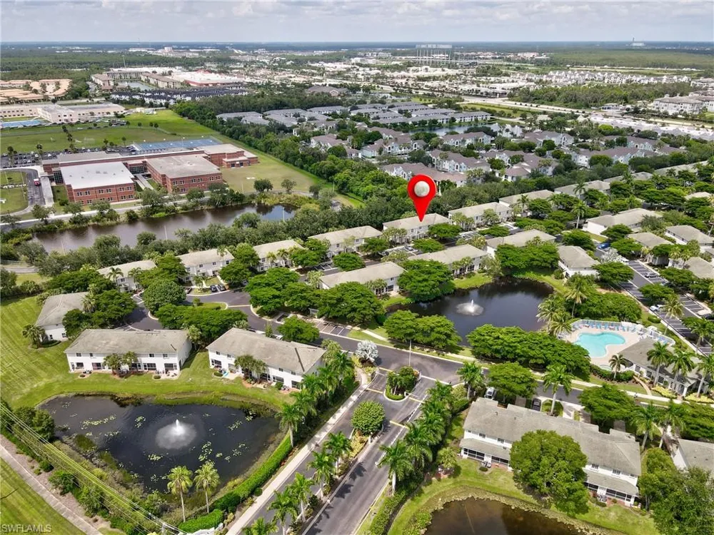 8073 Pacific Beach Drive Fort Myers, FL 33966