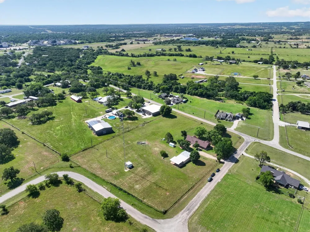100 Green Meadows Circle Springtown, TX 76082
