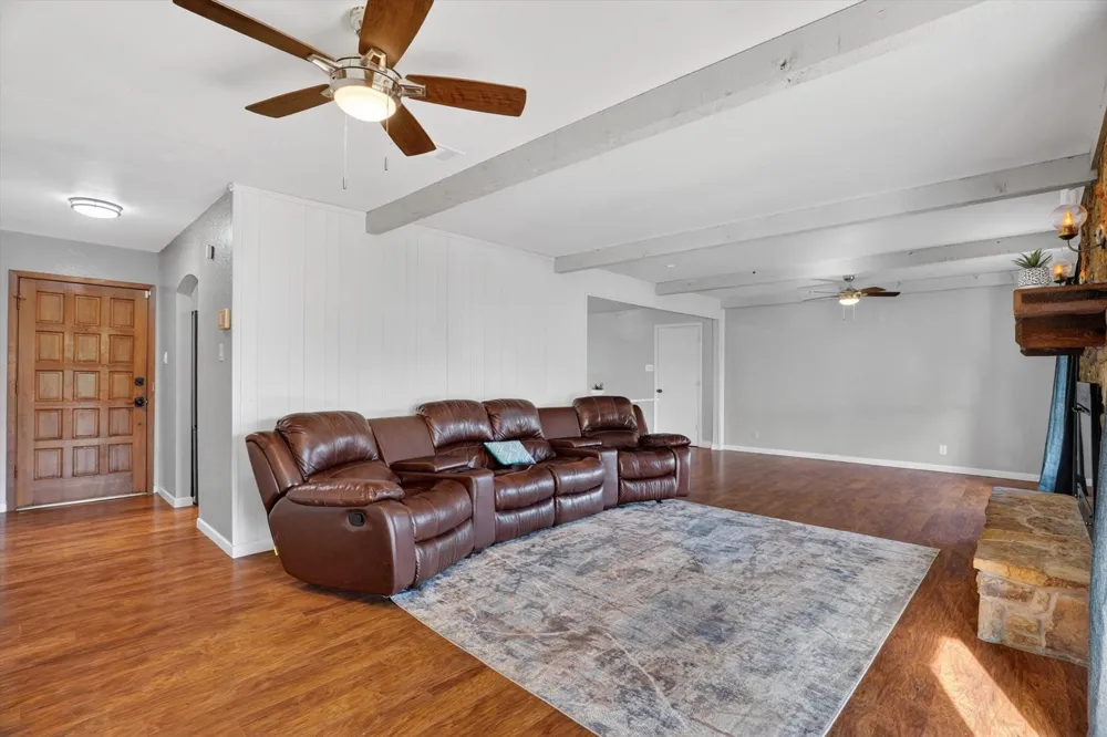 100 Green Meadows Circle Springtown, TX 76082