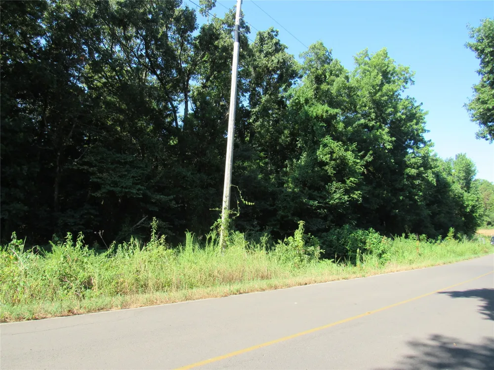 E 850 ROAD Stilwell, OK 74960