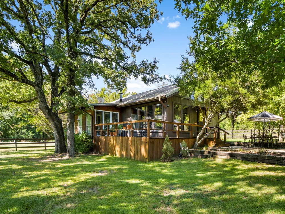 32 Rock House Road Bennington, OK 74723