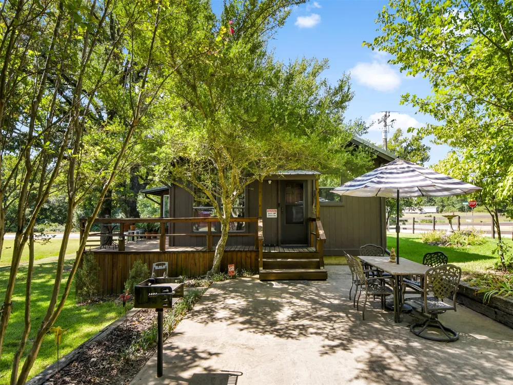32 Rock House Road Bennington, OK 74723